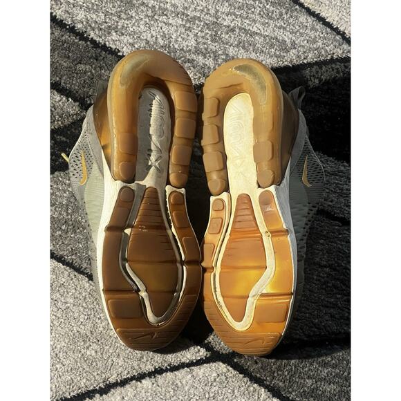 Nike Air Max 270 In Dark Stucco Metallic Gold Sz 7 Womens Running Shoe - Picture 6 of 6